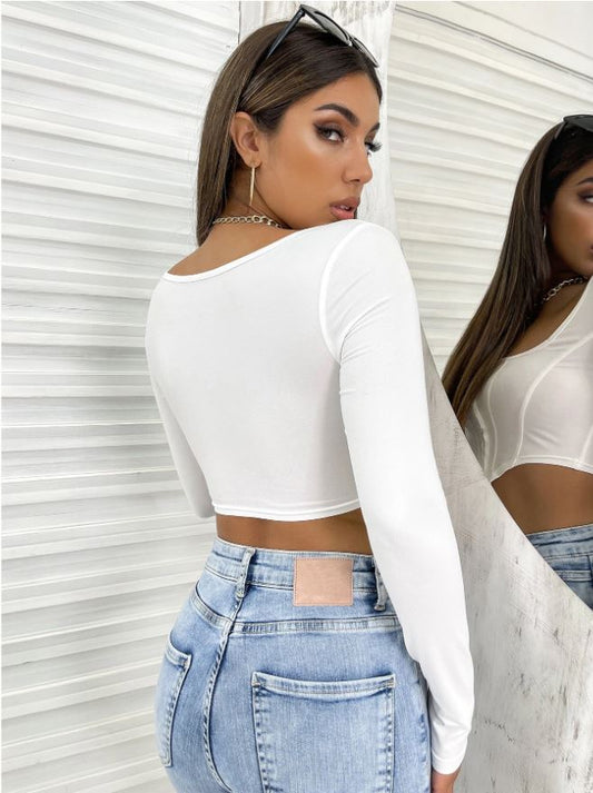 Allurite Camiseta corta con corchete bajo asimétrico