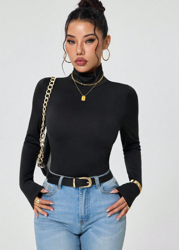 Camiseta básica ajustada de cuello alto