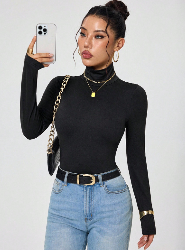 Camiseta básica ajustada de cuello alto