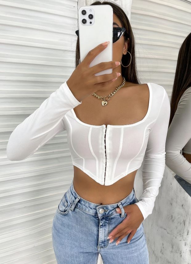 Allurite Camiseta corta con corchete bajo asimétrico