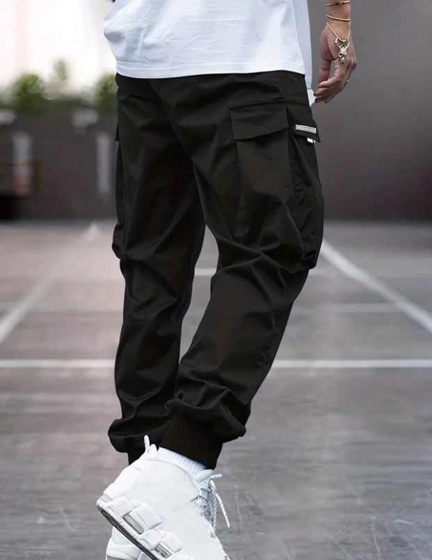 Pantalones cargo con bolsillo con solapa, cordón en la cintura y gráfico de letras