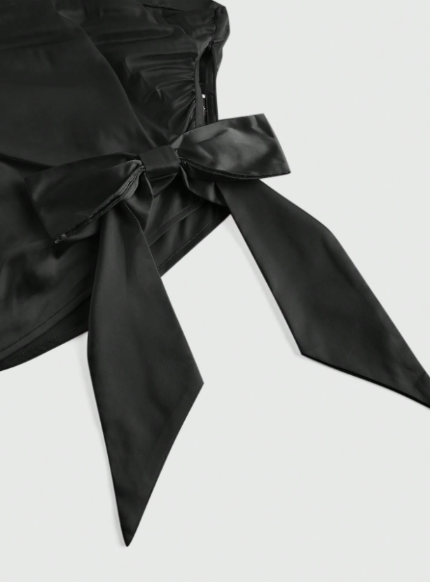 SHEIN MOD Top corto sin mangas con acento de lazo elegante y fruncido